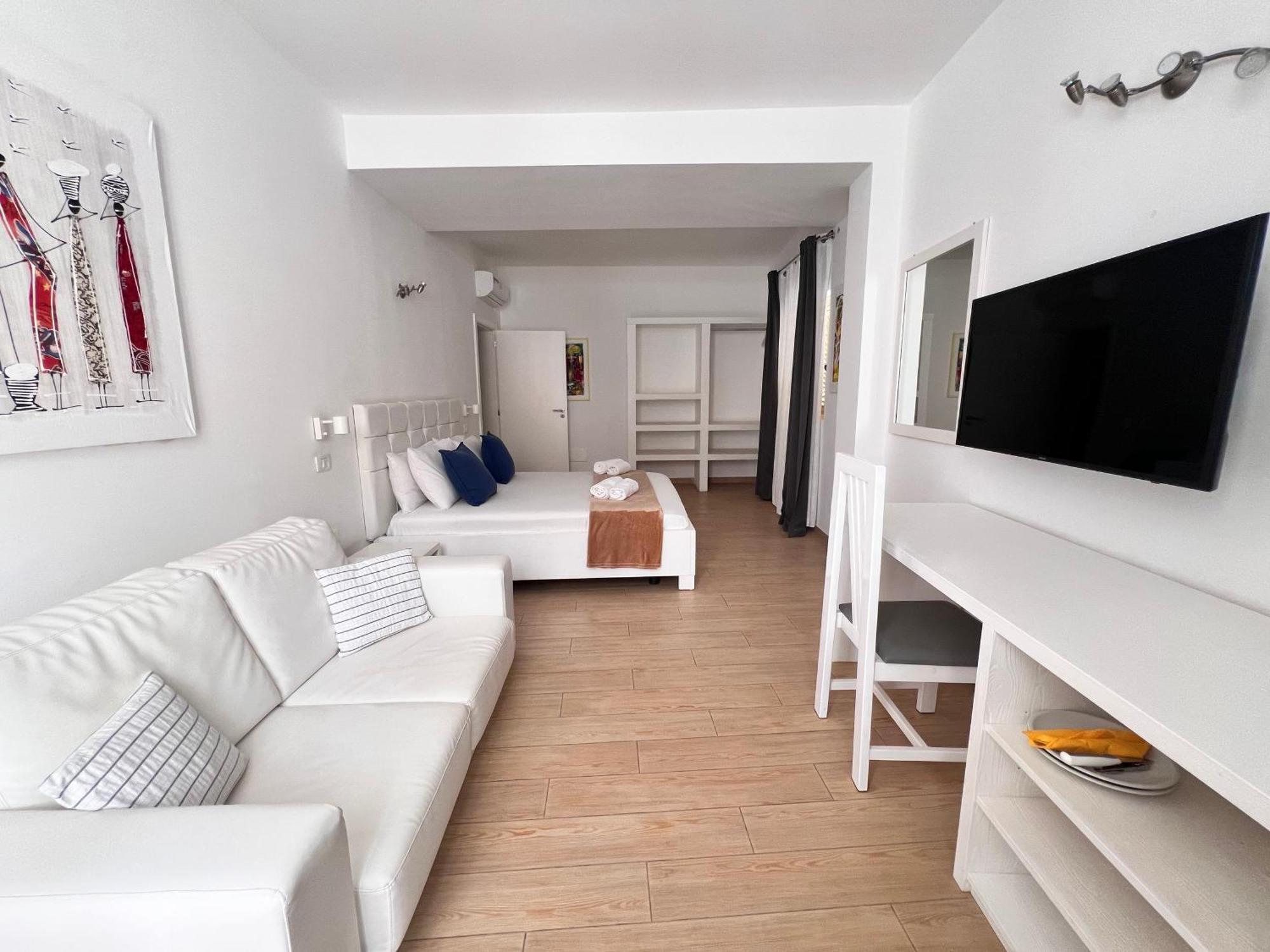 Branco Suites - Rooms & Holiday Apartments Santa Maria Exteriér fotografie